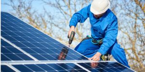 Installation Maintenance Panneaux Solaires Photovoltaïques à Pin